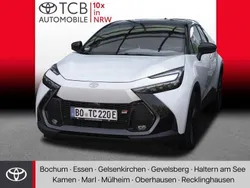 Platinumweiß perleffekt/dach schwarz Gebraucht 2024 Toyota C-HR Sport SUV | 42.489 €