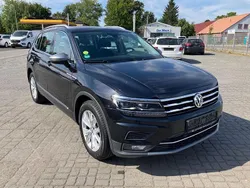 Schwarz Gebraucht 2019 VW Tiguan Allspace Highline SUV | 17.500 € (Etwas zu teuer)