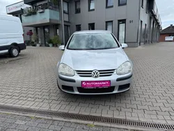 Silber Gebraucht 2008 VW Golf V Trendline Limousine | 2.690 € (Etwas zu teuer)