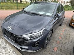 Grau Gebraucht 2023 Hyundai i20 Trend Limousine | 21.990 € (Fairer Preis)