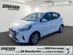Weiss Gebraucht 2022 Hyundai i10 Select Kleinwagen | 11.290 € (Guter Preis)