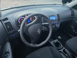 Grau Gebraucht 2010 Hyundai i30 Kleinwagen | 2.300 € (Superpreis)