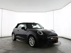 Schwarz Gebraucht 2023 Mini Cooper Cabriolet Classic Cabrio | 25.440 € (Guter Preis)