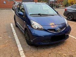 Blau Gebraucht 2007 Toyota Aygo Kleinwagen | 1.150 € (Guter Preis)