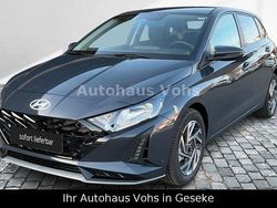 Grau Neu 2025 Hyundai i20 Limousine | 20.970 € (Guter Preis)