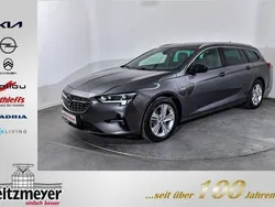 Grau Gebraucht 2022 Opel Insignia Business Kombi | 21.990 € (Teuer)