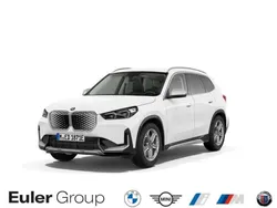 Alpinweiss iii Gebraucht 2025 BMW iX1 Performance SUV | 59.799 €