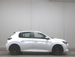 Weiss Gebraucht 2021 Peugeot 208 Active Kleinwagen | 7.480 € (Superpreis)
