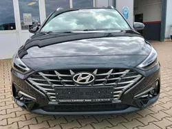 Phantom black / mic Gebraucht 2021 Hyundai i30 Prime Kombi | 17.590 € (Superpreis)