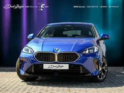 Portimao blau metallic Gebraucht 2024 BMW 120 M Sport Kleinwagen | 37.990 € (Fairer Preis)