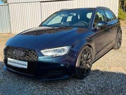 Blau Gebraucht 2017 Audi A3 Sportback Ambiente Limousine | 16.640 € (Guter Preis)