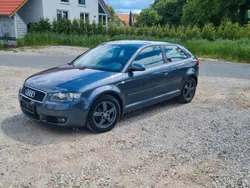 Grau Gebraucht 2003 Audi A3 Kleinwagen | 3.200 € (Teuer)