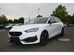 Weiß Gebraucht 2024 Cupra Leon Limousine | 28.770 € (Fairer Preis)