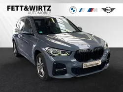 Bmw individual storm bay metallic Gebraucht 2022 BMW X1 M Sport SUV | 27.990 € (Fairer Preis)