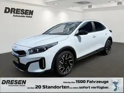 Weiss Neu 2025 Kia XCeed SUV | 29.980 € (Etwas zu teuer)