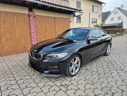 Schwarz Gebraucht 2016 BMW M235 M Sport Coupé | 28.800 €