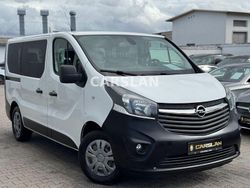 Weiß Gebraucht 2016 Opel Vivaro Van / Kleinbus | 13.498 € (Teuer)