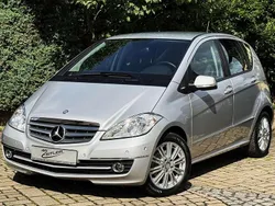 Silber Gebraucht 2011 Mercedes A180 Elegance Kleinwagen | 6.250 € (Fairer Preis)