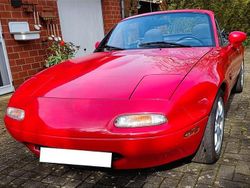 Rot Gebraucht 1991 Mazda MX5 Cabrio | 9.500 €