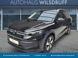 Schwarz Neu 2024 VW Tiguan IQ Drive SUV | 41.960 € (Superpreis)