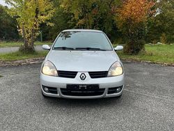 Silber Gebraucht 2008 Renault Clio II Campus Kleinwagen | 1.550 €