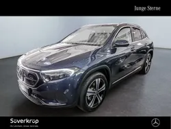 Blau Gebraucht 2022 Mercedes EQA250 SUV | 33.950 € (Fairer Preis)