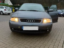 Grau Gebraucht 2003 Audi A3 Kleinwagen | 2.350 € (Etwas zu teuer)