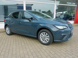 Blau Neu 2025 Seat Ibiza Limousine | 20.490 € (Fairer Preis)