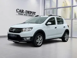 Weiß Gebraucht 2014 Dacia Sandero Prestige Kleinwagen | 5.999 € (Fairer Preis)