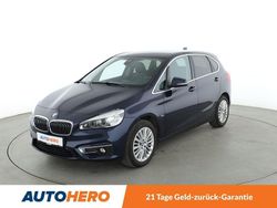 Blau Gebraucht 2016 BMW 220 Active Tourer Luxury Line Van / Kleinbus | 14.850 € (Fairer Preis)