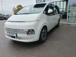 Creamy white Gebraucht 2024 Hyundai Staria Trend Van | 46.990 € (Guter Preis)