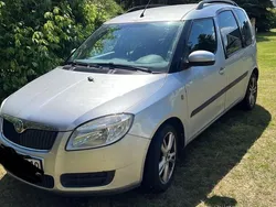 Silber Gebraucht 2008 Skoda Roomster Kombi | 2.690 € (Fairer Preis)