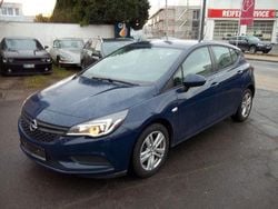 Blau Gebraucht 2017 Opel Astra Selection Limousine | 7.950 € (Guter Preis)