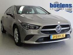 Grau Gebraucht 2020 Mercedes CLA180 Shooting Brake Business Kombi | 19.482 € (Fairer Preis)