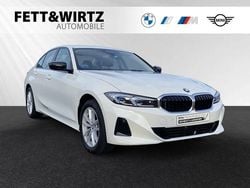 Alpinweiss Gebraucht 2024 BMW 320 Comfort Edition Limousine | 37.390 € (Guter Preis)