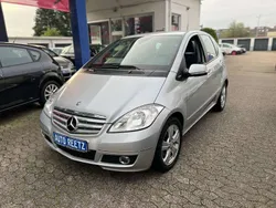 Polarsilber metalliclack Gebraucht 2009 Mercedes A160 Limousine | 5.990 €