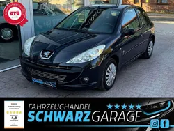 Grau Gebraucht 2012 Peugeot 206+ Kleinwagen | 5.490 €