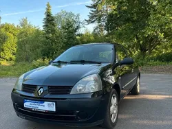 Schwarz Gebraucht 2005 Renault Clio II Kleinwagen | 2.299 € (Fairer Preis)