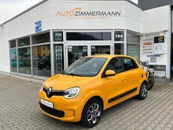 Gelb Gebraucht 2019 Renault Twingo LIMITED Kleinwagen | 9.985 € (Etwas zu teuer)