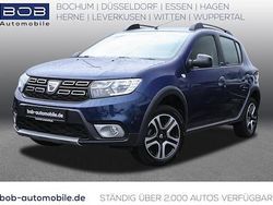 Blau Gebraucht 2019 Dacia Sandero Celebration Limousine | 10.388 € (Fairer Preis)