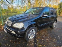 Obsidianschwarz metalliclack Gebraucht 2005 Mercedes ML400 Edition SUV | 3.500 €