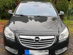 Schwarz Gebraucht 2012 Opel Insignia Limousine | 8.250 €