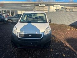 Weiß Gebraucht 2017 Peugeot Partner Tepee Active Van / Kleinbus | 5.990 € (Superpreis)