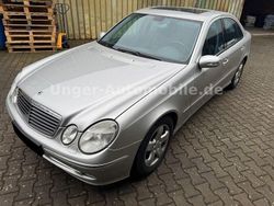 Brillantsilber metalliclack Gebraucht 2003 Mercedes E320 Avantgarde Limousine | 5.500 € (Fairer Preis)