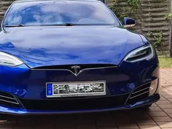 Blau Gebraucht 2018 Tesla Model S Limousine | 24.750 €