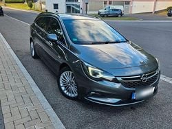 Grau Gebraucht 2018 Opel Astra Kombi | 5.950 € (Guter Preis)