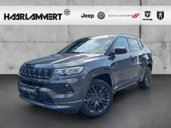 Grau Gebraucht 2022 Jeep Compass SUV | 23.890 € (Guter Preis)