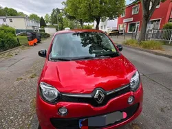 Rot Gebraucht 2017 Renault Twingo LIMITED Kleinwagen | 7.900 € (Guter Preis)