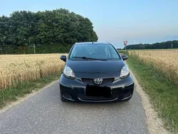 Schwarz Gebraucht 2010 Toyota Aygo Cool Kleinwagen | 2.650 € (Fairer Preis)