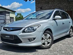 Silber Gebraucht 2010 Hyundai i30 Classic Kombi | 1.490 € (Superpreis)